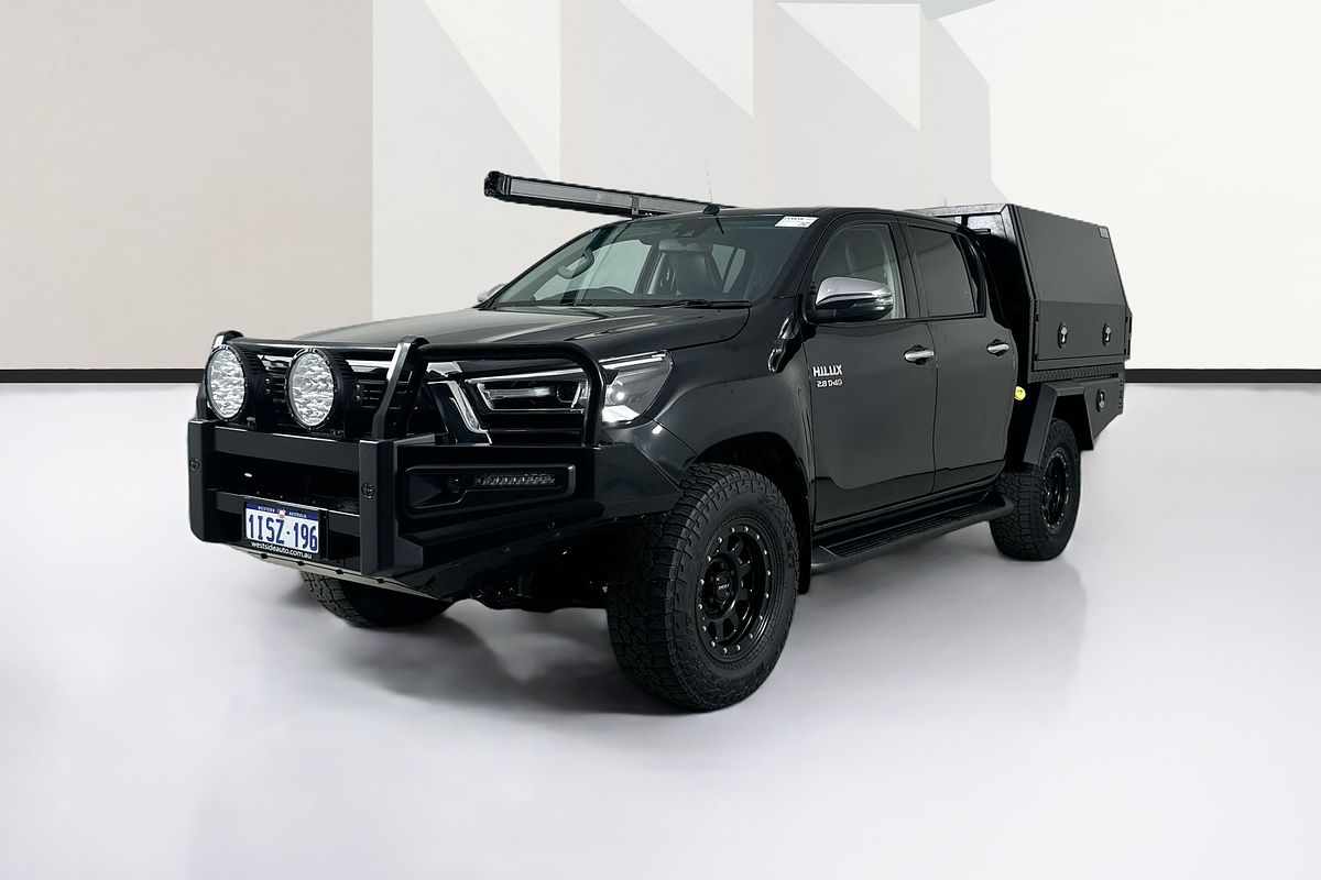 2021 Toyota HILUX SR5 (4x4) GUN126R FACELIFT 4X4