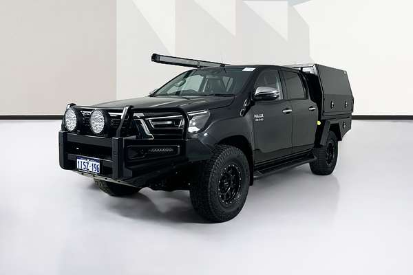2021 Toyota HILUX SR5 (4x4) GUN126R FACELIFT 4X4