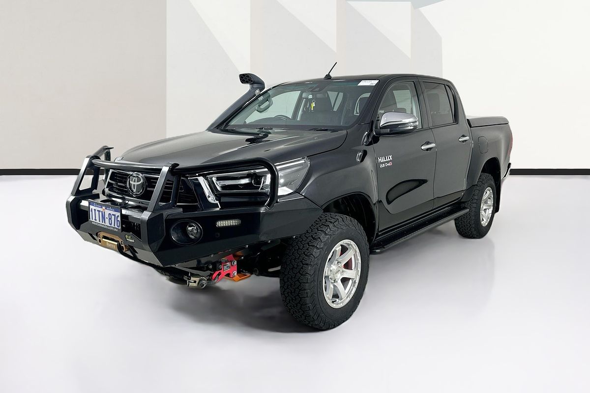2021 Toyota HILUX SR5 (4x4) GUN126R 4X4