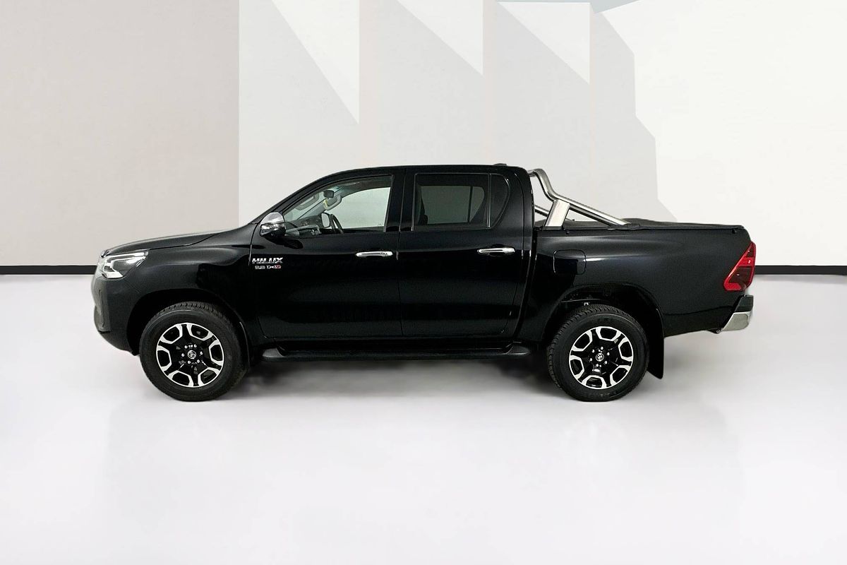 2023 Toyota HILUX SR5 (4x4) GUN126R 4X4
