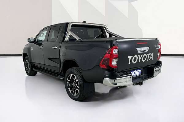 2023 Toyota HILUX SR5 (4x4) GUN126R 4X4