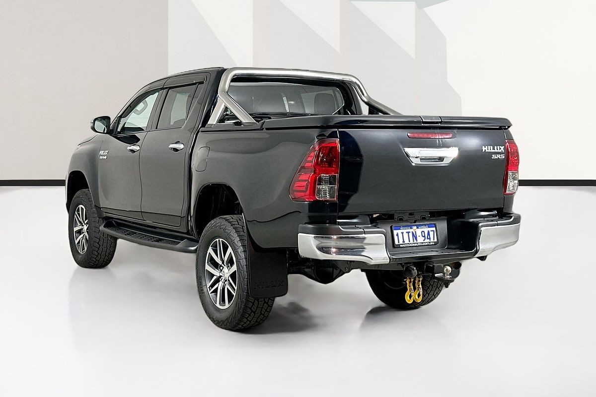 2018 Toyota HILUX SR5 (4x4) GUN126R MY17 4X4