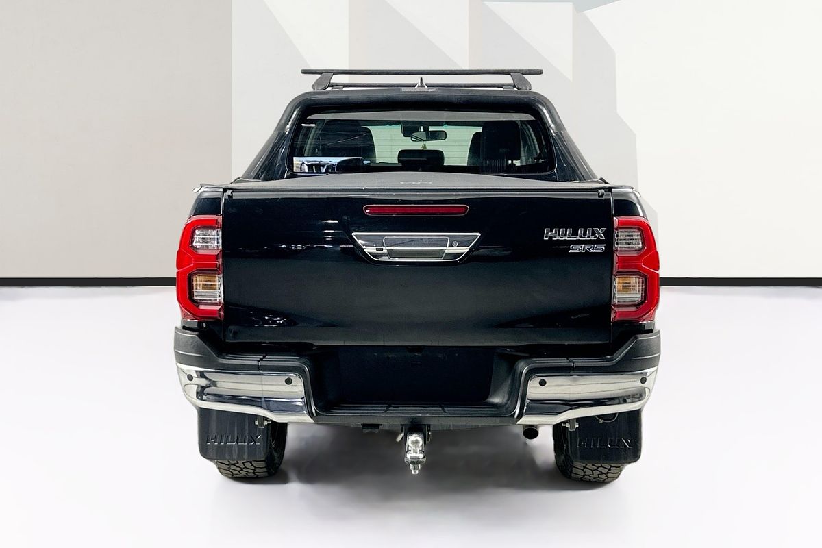 2022 Toyota HILUX SR5 (4x4) GUN126R 4X4