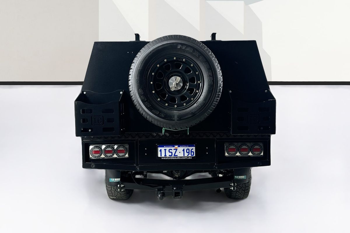 2021 Toyota HILUX SR5 (4x4) GUN126R FACELIFT 4X4
