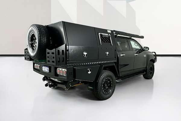 2021 Toyota HILUX SR5 (4x4) GUN126R FACELIFT 4X4