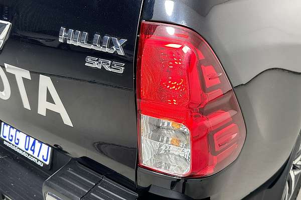 2018 Toyota HILUX SR5 (4x4) GUN126R MY17 4X4