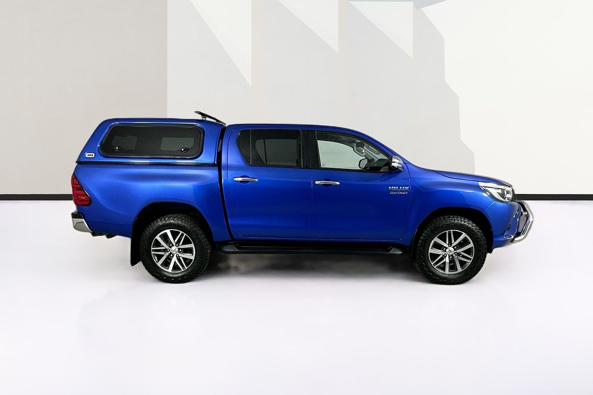 2017 Toyota HILUX SR5 (4x4) GUN126R 4X4