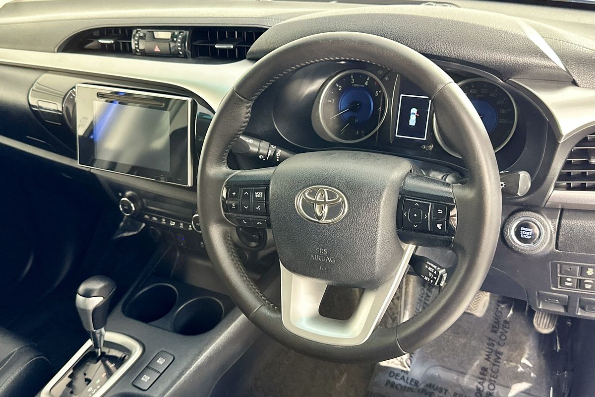 2016 Toyota HILUX SR5 (4x4) GUN126R 4X4