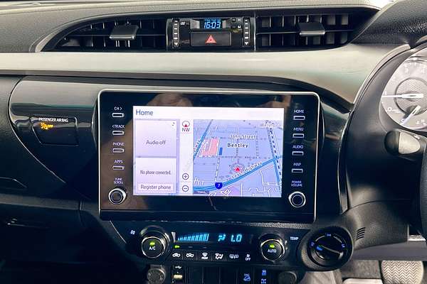 2020 Toyota HILUX SR5 (4x4) GUN126R FACELIFT 4X4