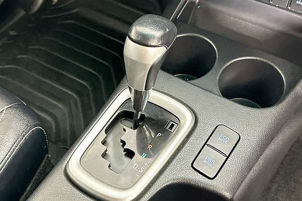 2019 Toyota HILUX SR5 (4x4) GUN126R MY19 4X4