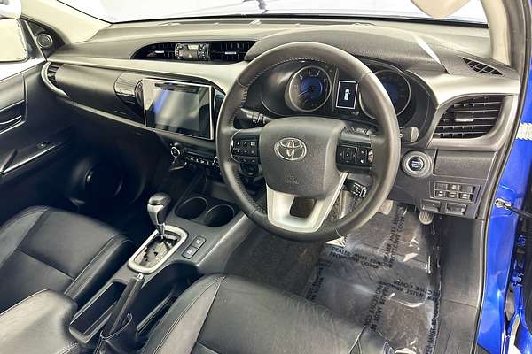 2016 Toyota HILUX SR5 (4x4) GUN126R 4X4