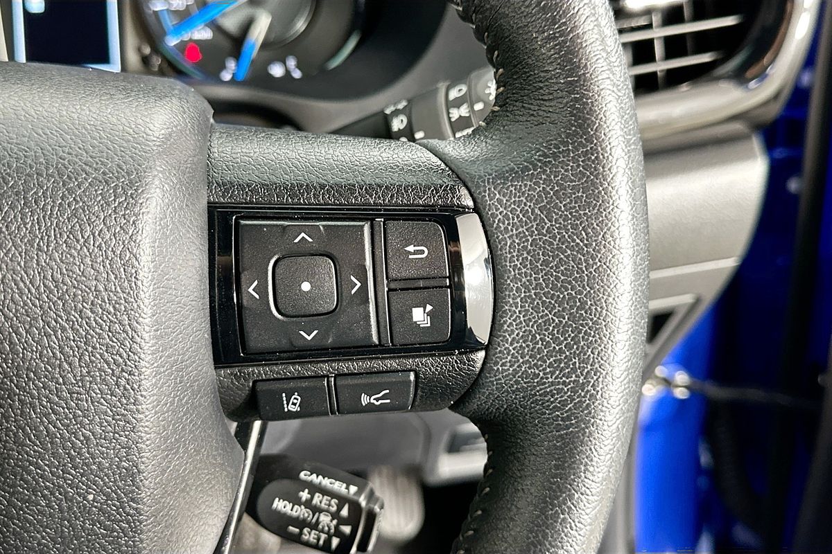 2022 Toyota Hilux ROGUE (4x4) 6 SPEAKER GUN126R 4X4