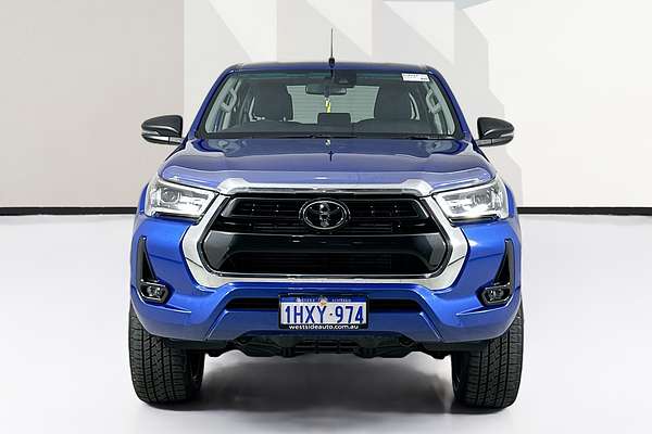 2020 Toyota HILUX SR5 (4x4) GUN126R FACELIFT 4X4