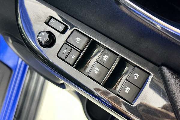 2019 Toyota HILUX SR5 (4x4) GUN126R MY19 4X4