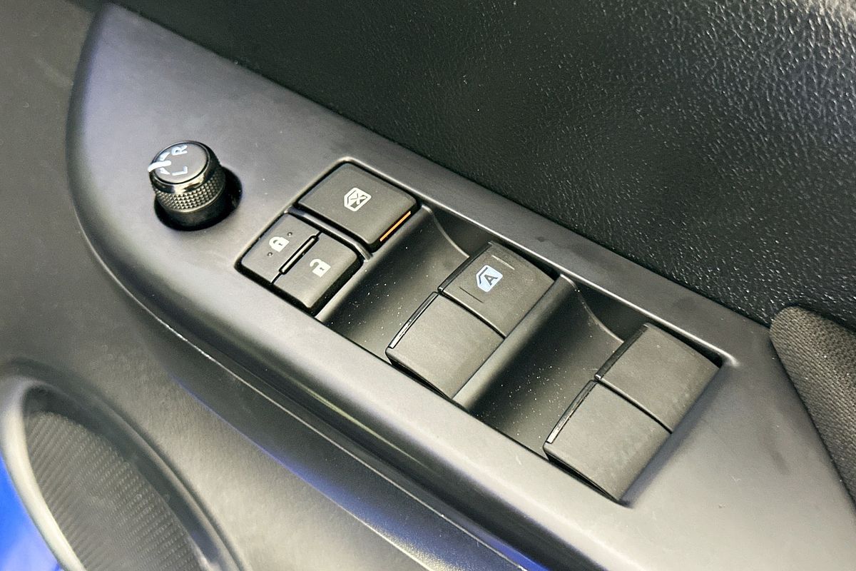 2023 Toyota HILUX SR HI-RIDER (4x2) GUN136R REAR WHEEL DRIVE