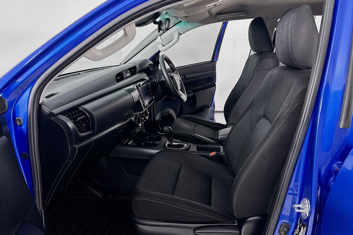 2020 Toyota Hilux SR GUN126R 4X4