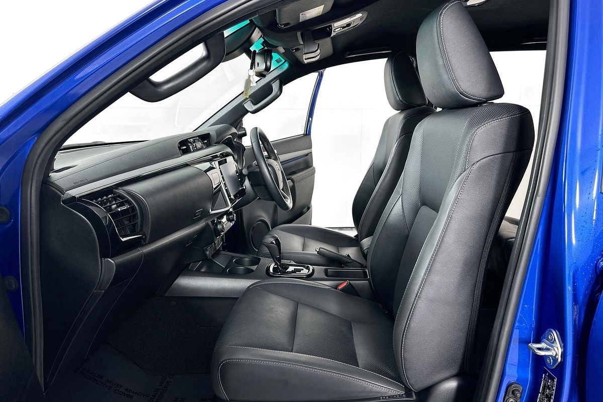 2022 Toyota Hilux ROGUE (4x4) 6 SPEAKER GUN126R 4X4