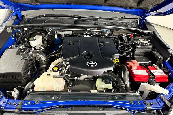 2016 Toyota HILUX SR5 (4x4) GUN126R 4X4