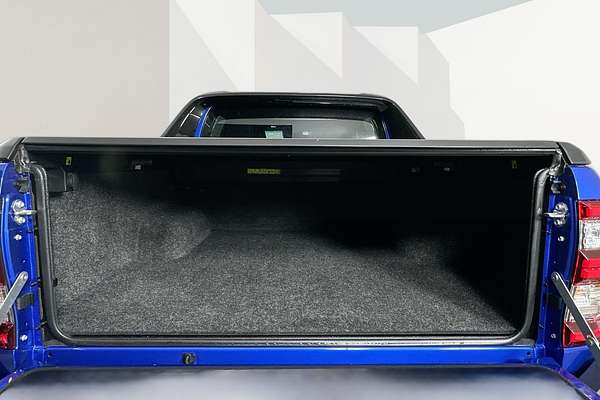 2022 Toyota Hilux ROGUE (4x4) 6 SPEAKER GUN126R 4X4