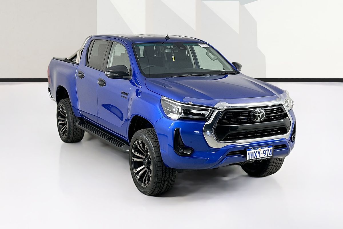2020 Toyota HILUX SR5 (4x4) GUN126R FACELIFT 4X4