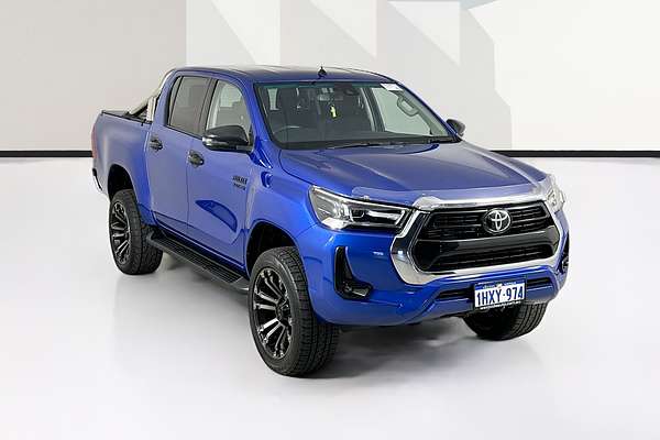 2020 Toyota HILUX SR5 (4x4) GUN126R FACELIFT 4X4