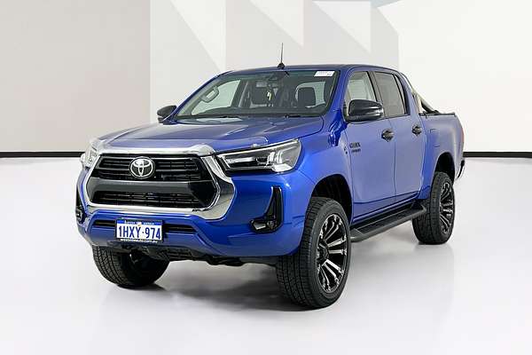 2020 Toyota HILUX SR5 (4x4) GUN126R FACELIFT 4X4