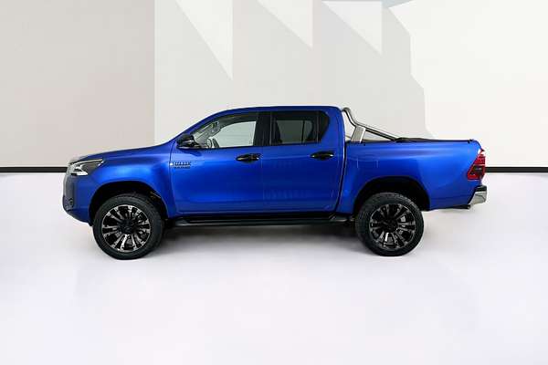 2020 Toyota HILUX SR5 (4x4) GUN126R FACELIFT 4X4
