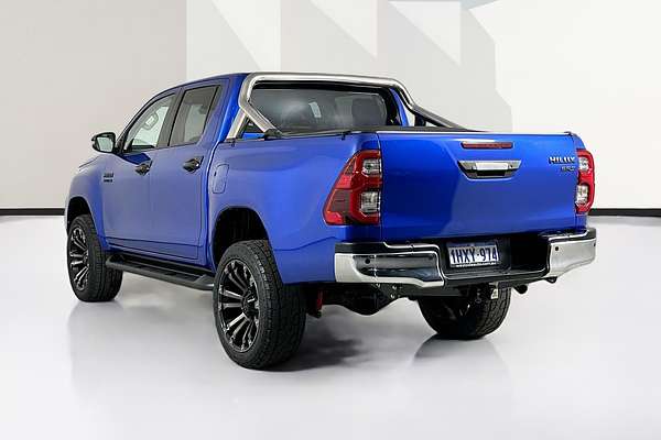 2020 Toyota HILUX SR5 (4x4) GUN126R FACELIFT 4X4