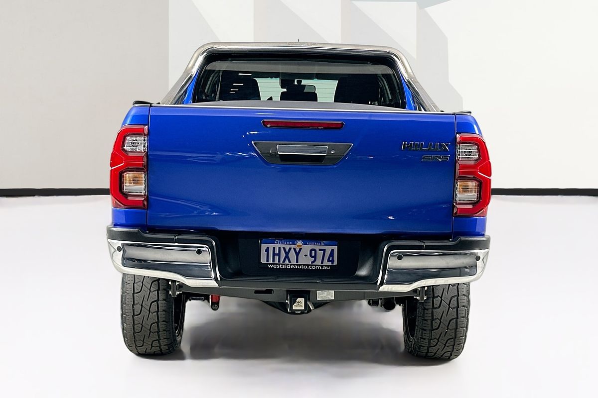 2020 Toyota HILUX SR5 (4x4) GUN126R FACELIFT 4X4