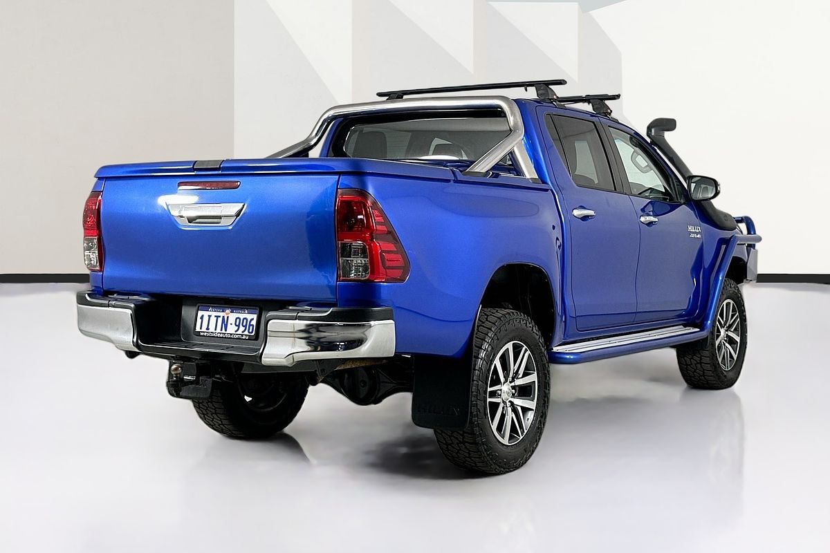 2016 Toyota HILUX SR5 (4x4) GUN126R 4X4