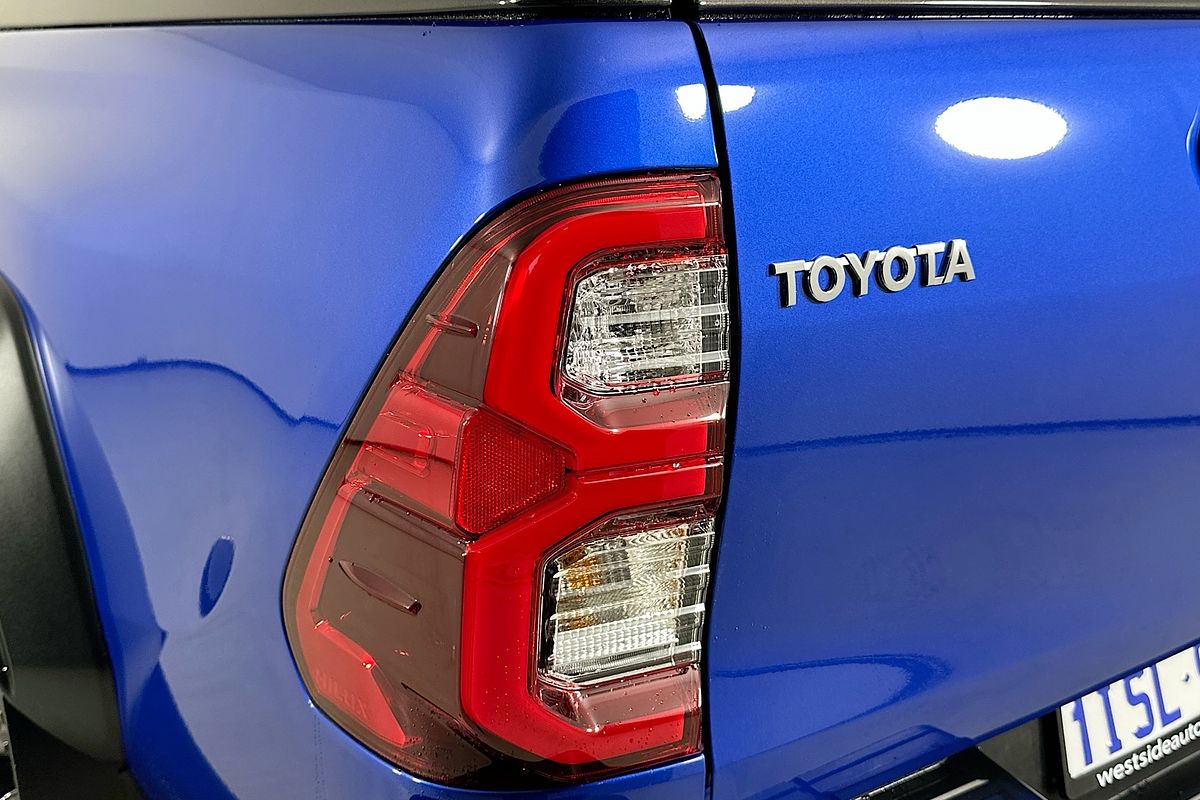 2022 Toyota Hilux ROGUE (4x4) 6 SPEAKER GUN126R 4X4