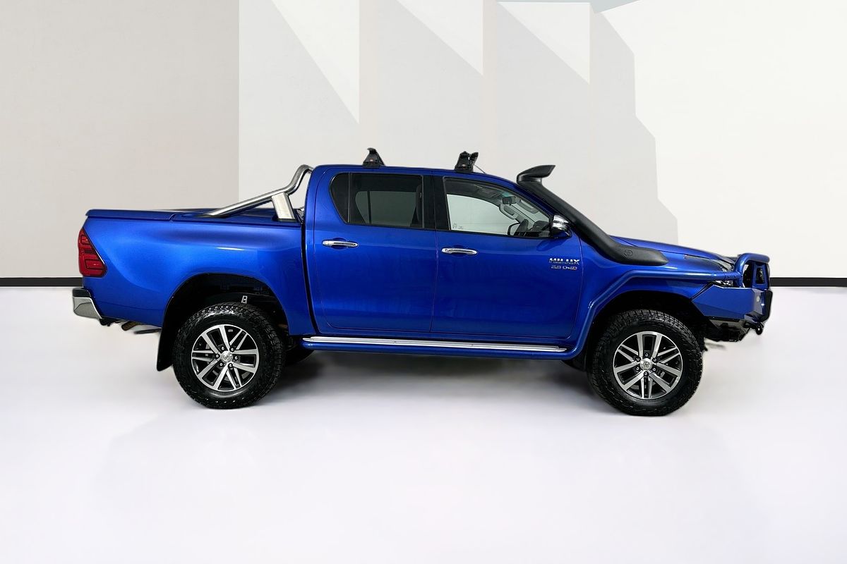 2016 Toyota HILUX SR5 (4x4) GUN126R 4X4