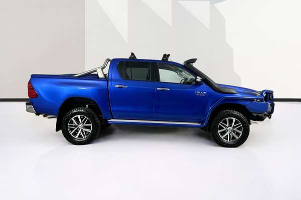 2016 Toyota HILUX SR5 (4x4) GUN126R 4X4