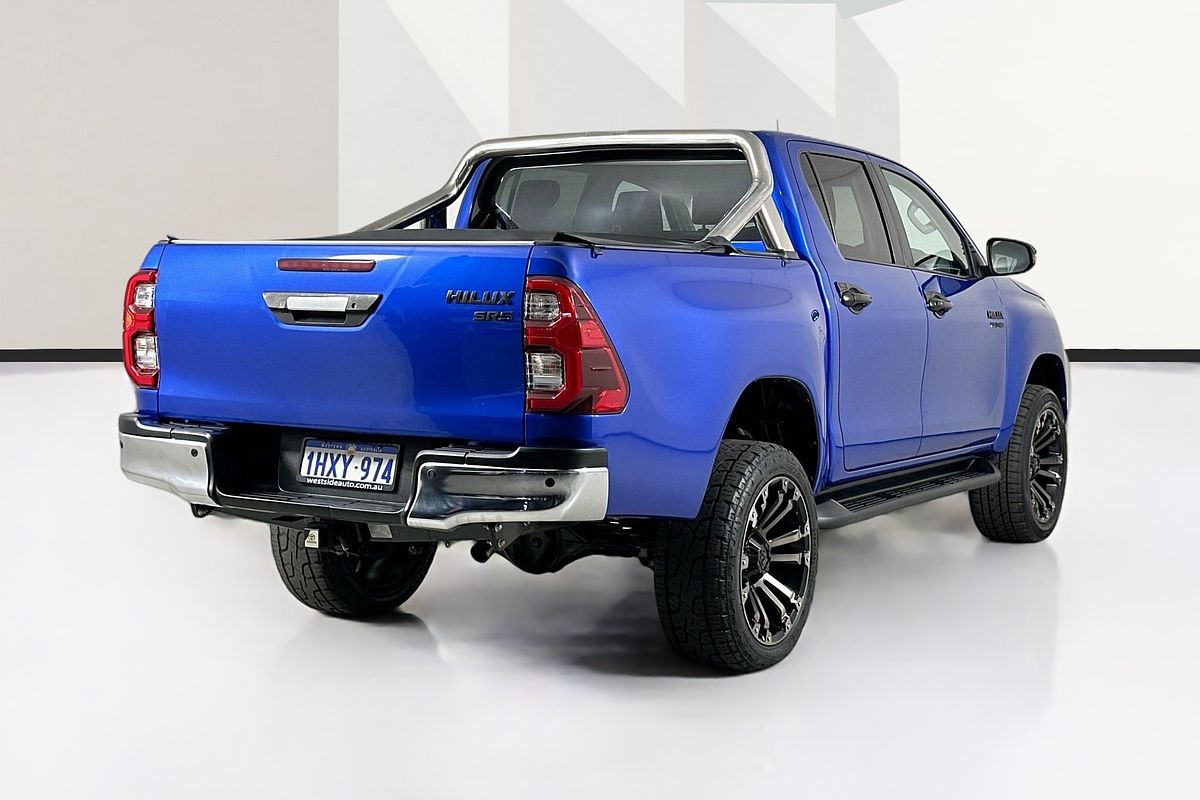 2020 Toyota HILUX SR5 (4x4) GUN126R FACELIFT 4X4