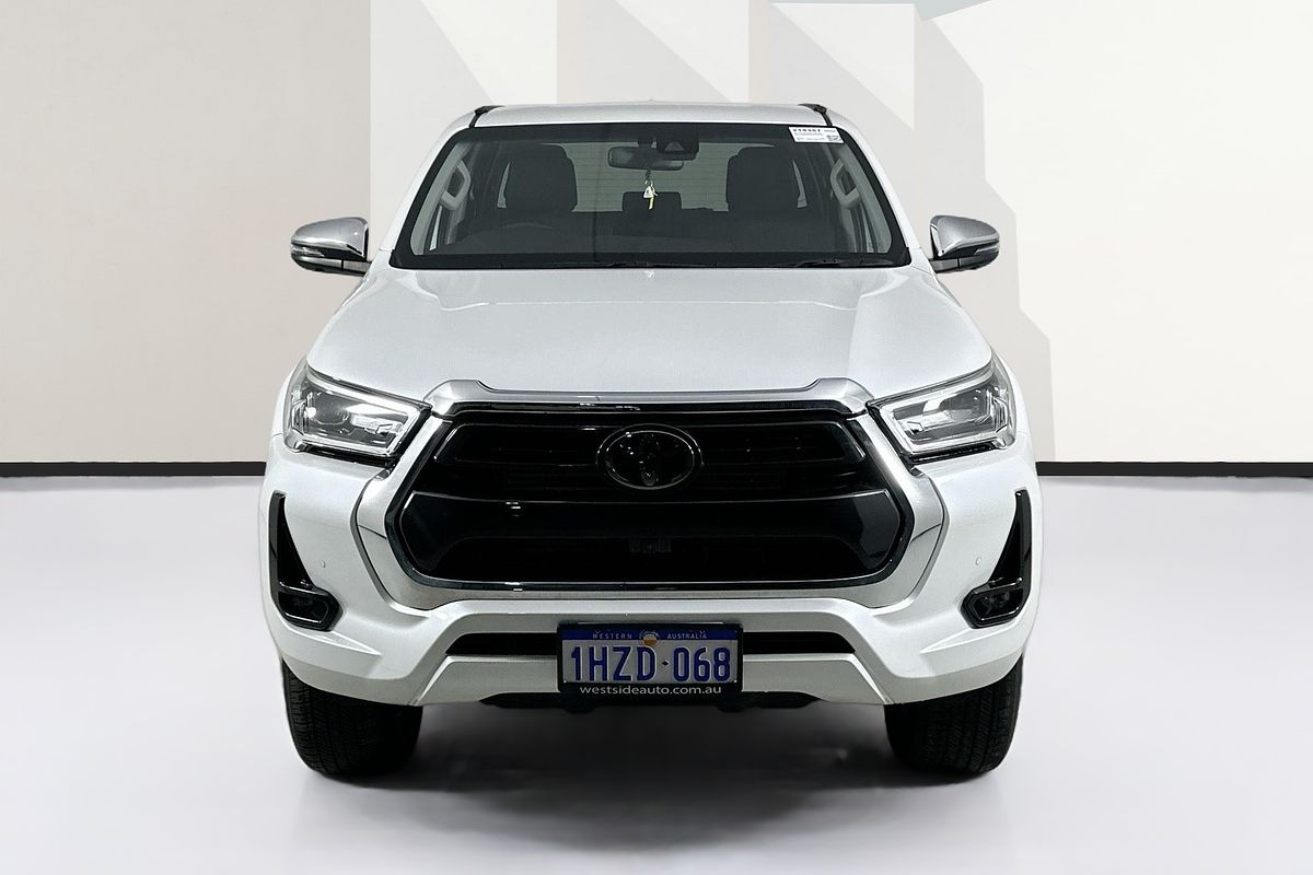 2023 Toyota HILUX SR5 (4x4) GUN126R 4X4