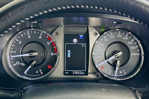 2023 Toyota HILUX SR5 (4x4) GUN126R 4X4