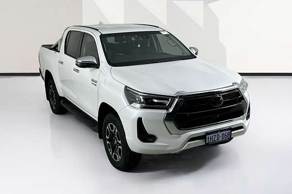 2023 Toyota HILUX SR5 (4x4) GUN126R 4X4