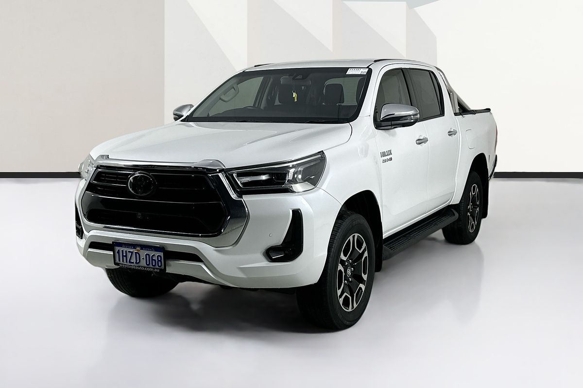 2023 Toyota HILUX SR5 (4x4) GUN126R 4X4