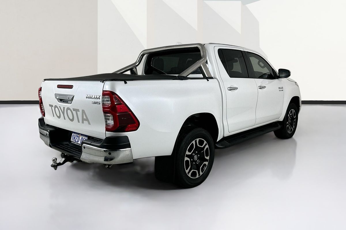 2023 Toyota HILUX SR5 (4x4) GUN126R 4X4
