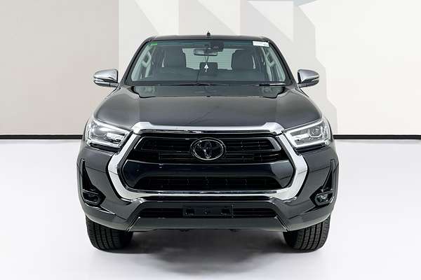 2020 Toyota HILUX SR5 (4x4) GUN126R FACELIFT 4X4
