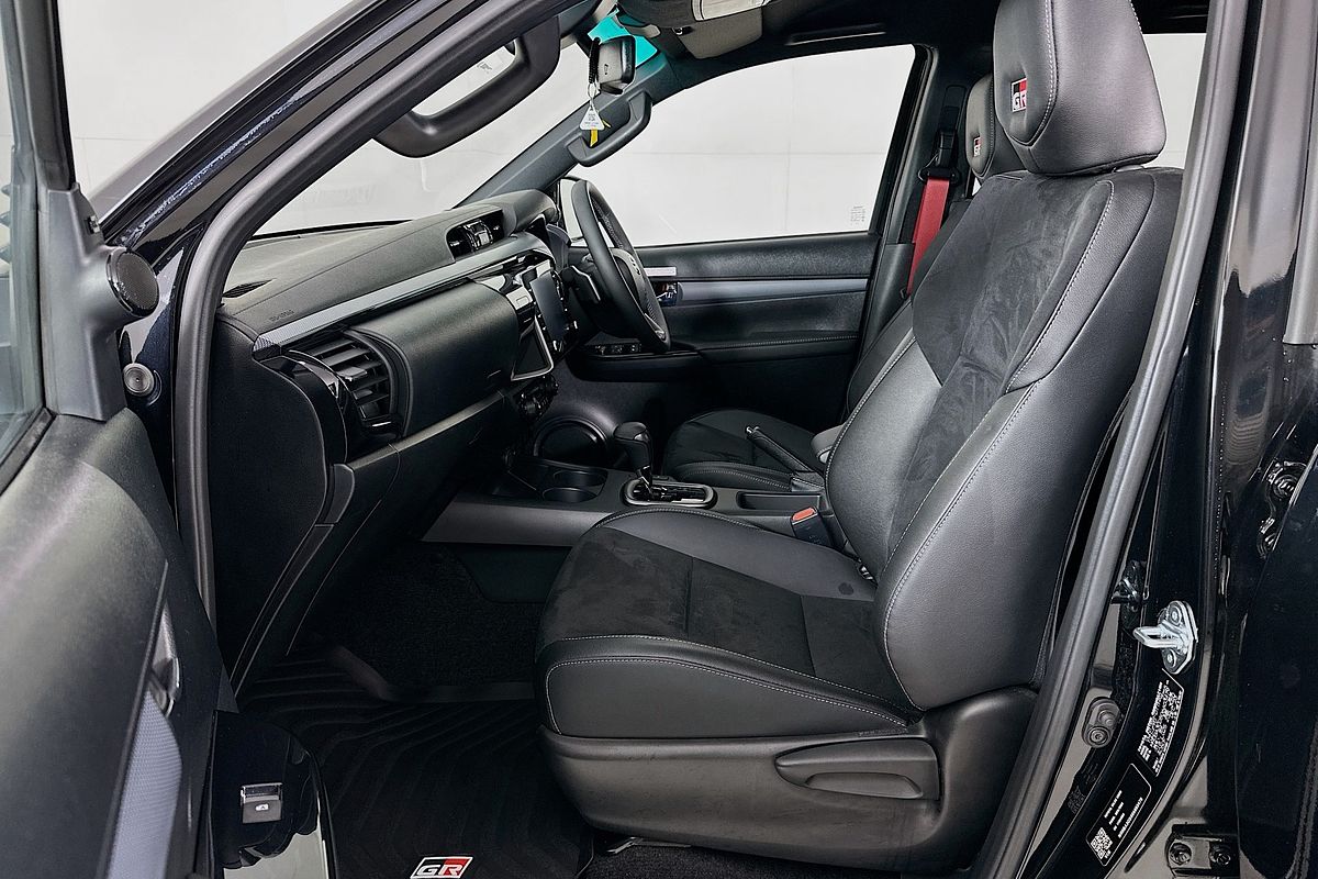 2024 Toyota HILUX GR-SPORT (4x4) GUN126R 4X4