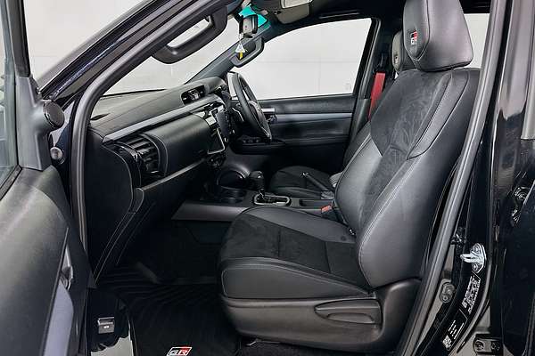 2024 Toyota HILUX GR-SPORT (4x4) GUN126R 4X4