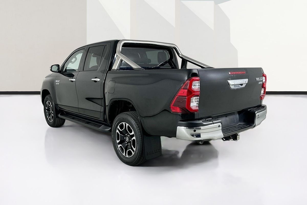 2020 Toyota HILUX SR5 (4x4) GUN126R FACELIFT 4X4