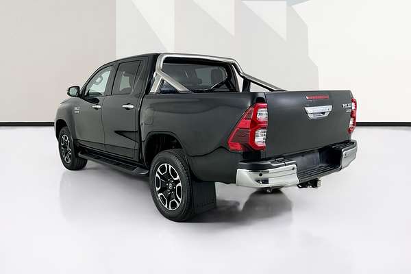 2020 Toyota HILUX SR5 (4x4) GUN126R FACELIFT 4X4