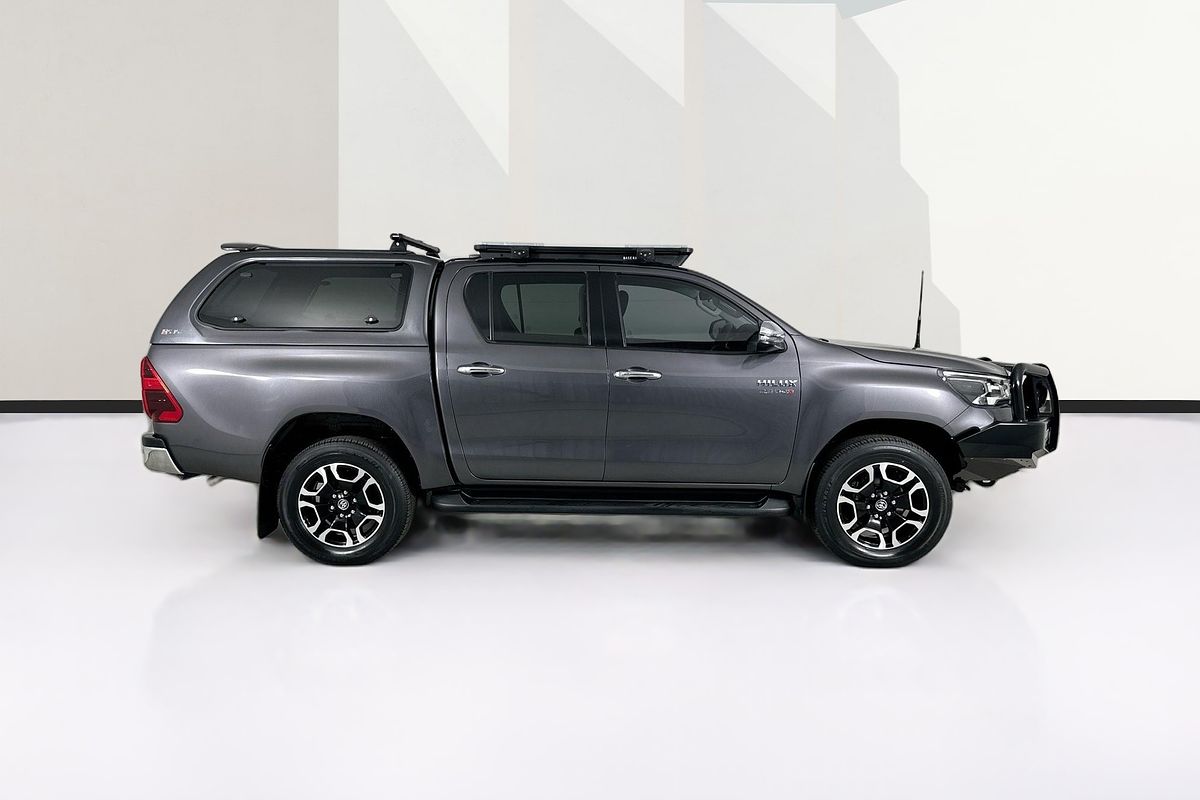 2022 Toyota HILUX SR5 (4x4) GUN126R 4X4
