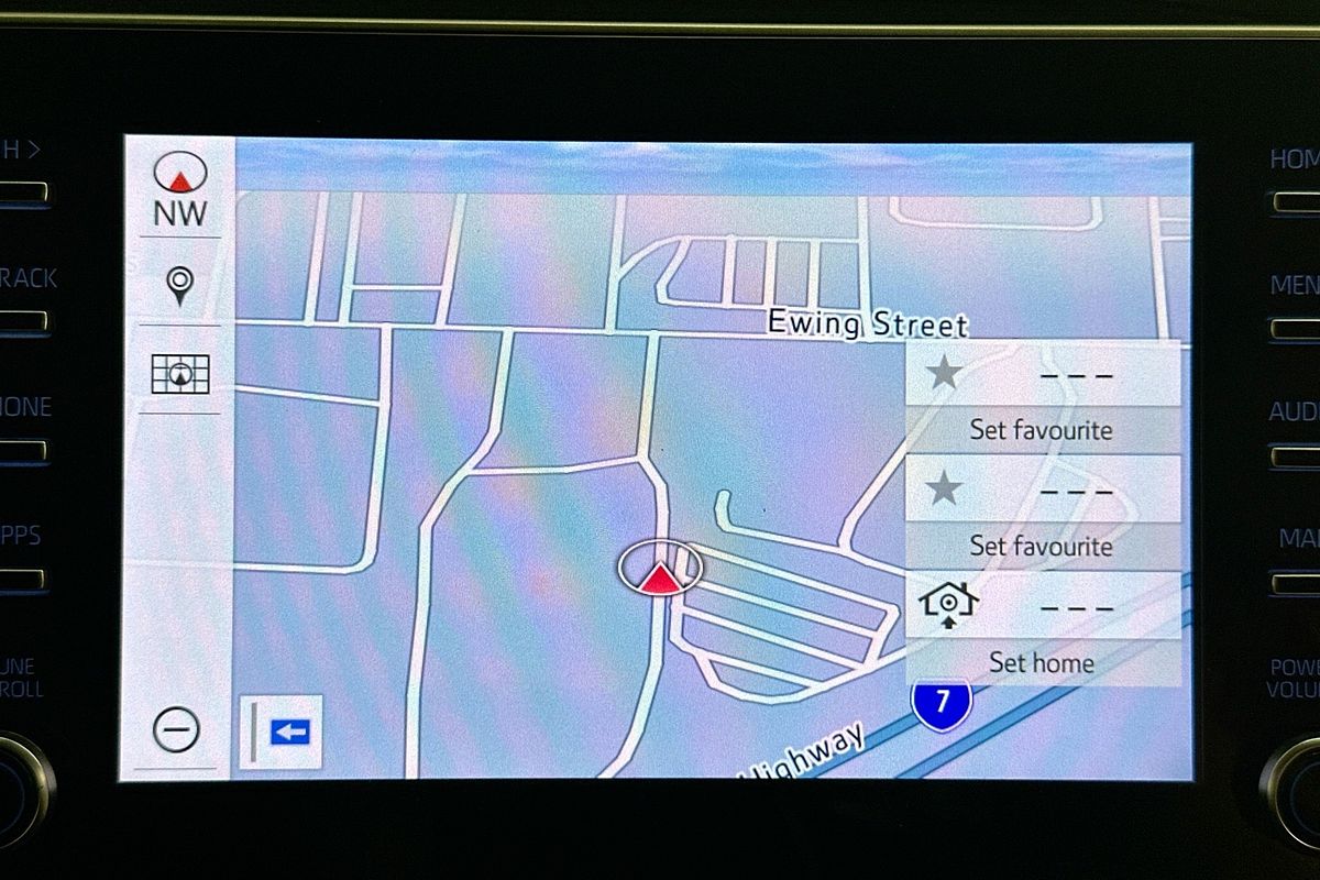 2022 Toyota HILUX SR5 (4x4) GUN126R 4X4