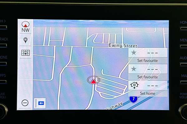 2022 Toyota HILUX SR5 (4x4) GUN126R 4X4