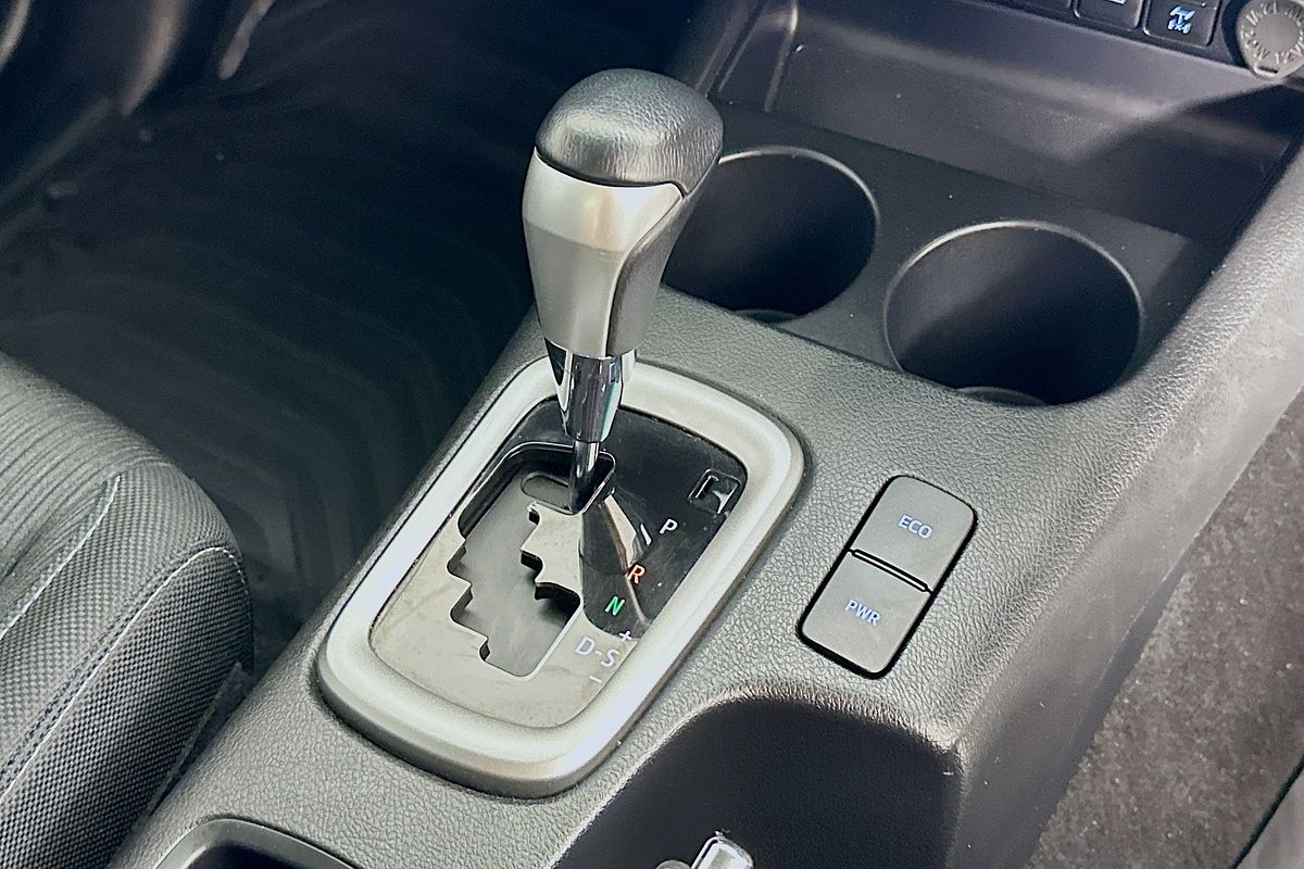 2022 Toyota HILUX SR5 GUN126R 4X4