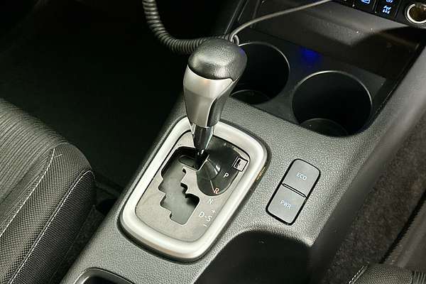 2022 Toyota HILUX SR5 (4x4) GUN126R 4X4