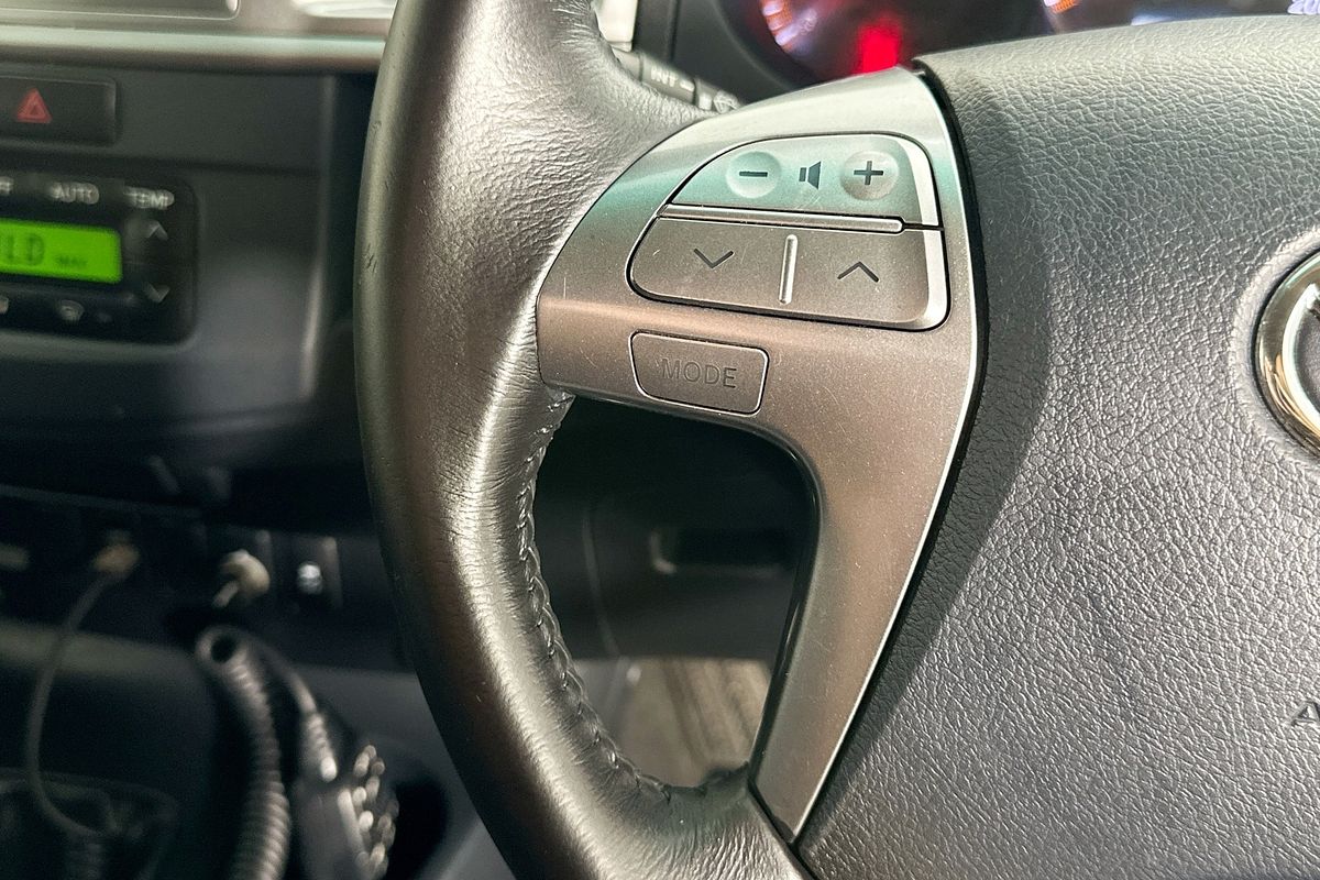 2015 Toyota HILUX SR5 (4x4) KUN26R MY14 4X4